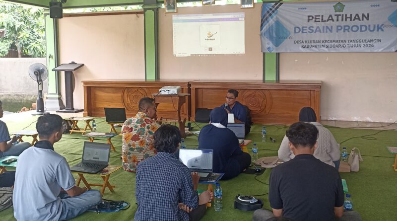 Workshop Desain Produk Bersama Warga Kludan dan Jurusan DKV