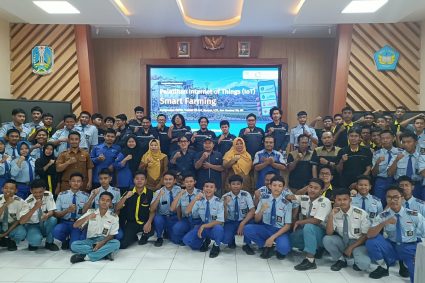 ITS Gelar Pelatihan Integrasi IoT untuk Smart Farming di SMKN 1 Jabon